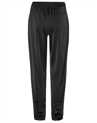 Cora Bukser - Semi Rich Black